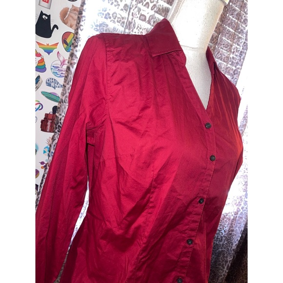 Women’s Red Button Down Merona Long Sleeve ❤️ - Picture 10 of 12